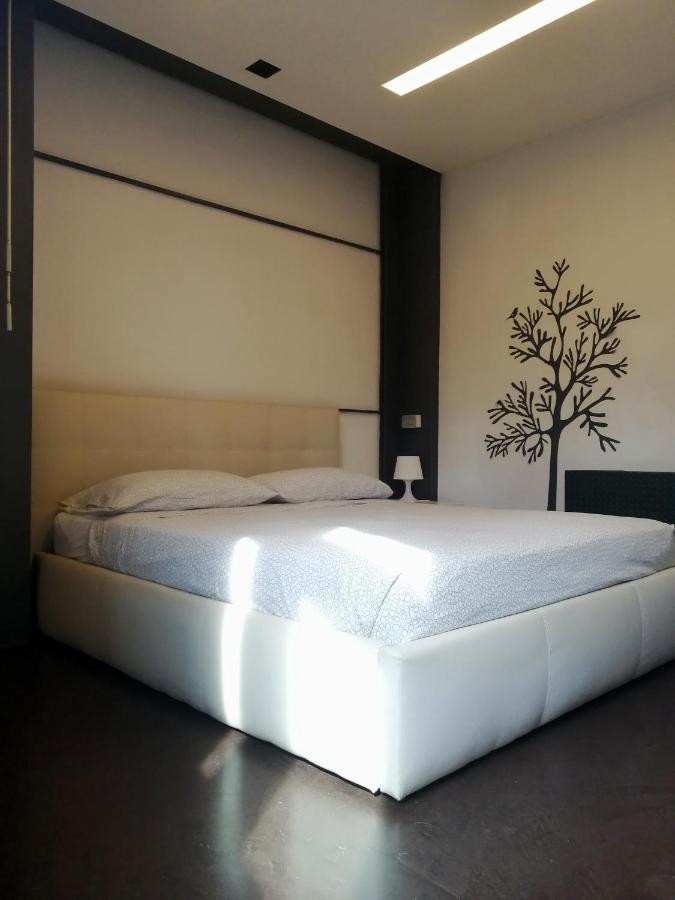 Le Vele Affittacamere Desenzano del Garda Ngoại thất bức ảnh